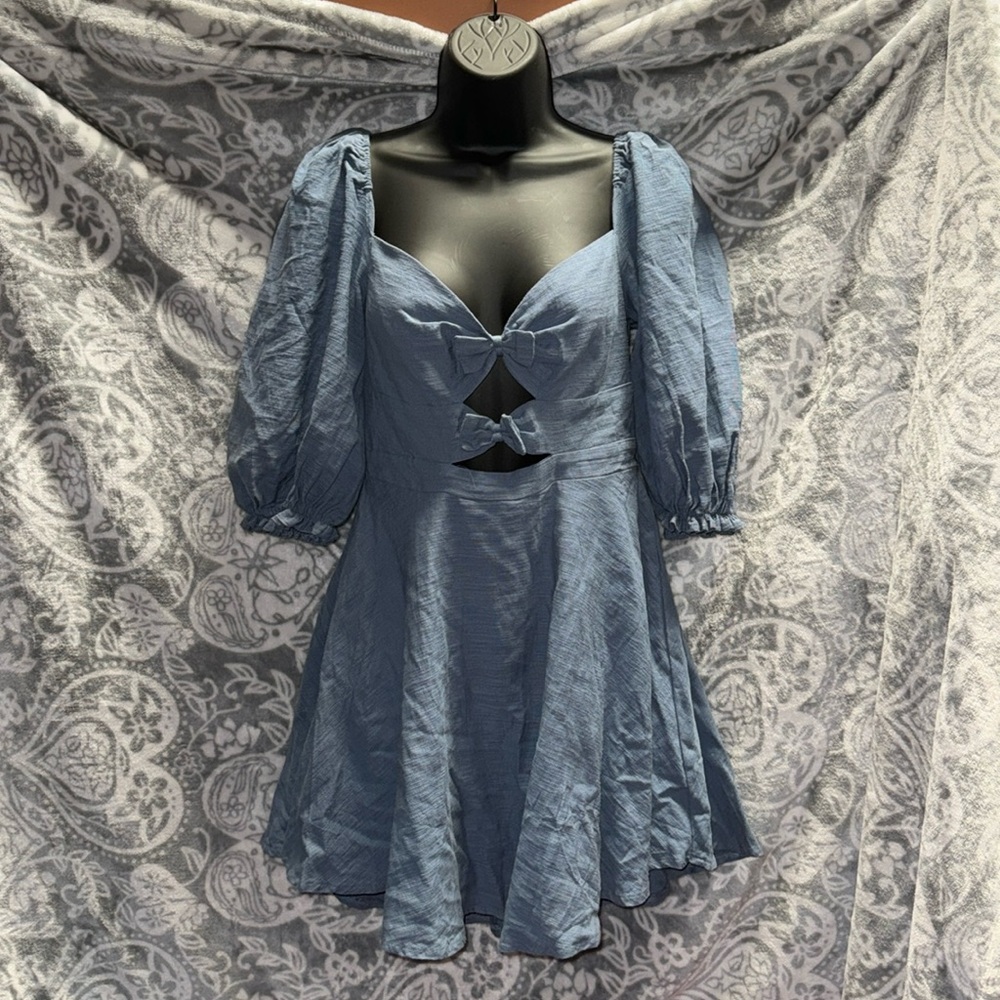 Saints + Secrets Bella Puffy Sleeve Dress